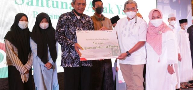 Berbagi Kebaikan, PIS Buka Bersama Media & Menyantuni Anak Yatim Piatu