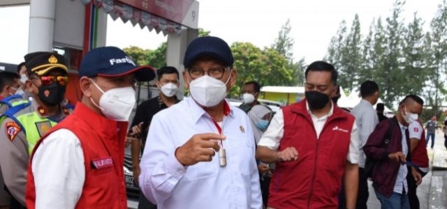 Arus Lalu Lintas Padat, Menteri ESDM: Keterisian SPBU Minimal Harus 60% dari Kapasitas Tangki