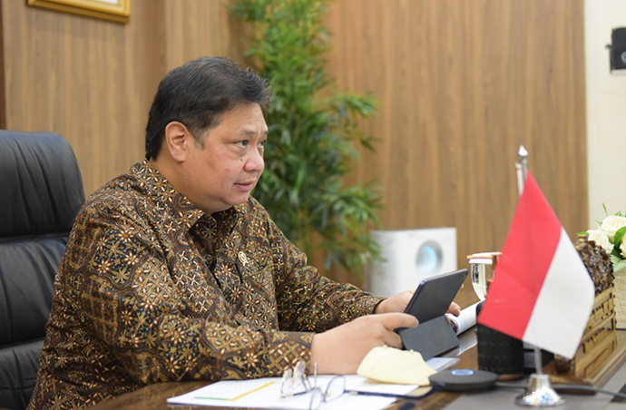 Klaim Airlangga: Sepanjang 2021 Pemerintah Berhasil Kurangi Emisi Karbon 10,37 juta ton