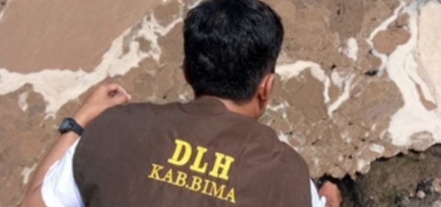 Pemkab Bima : Pencemaran Bukan Karena Limbah Minyak Tapi Diduga Dari Lumut Ganggang Laut