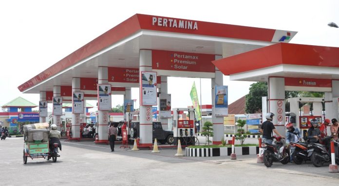 Peneliti Indef: Sudah Saatnya Harga BBM Pertamax Series Dinaikkan