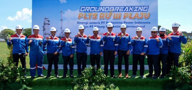 Kebut Transisi Energi, Pertamina Groundbreaking PLTS 2,25 MWp Kilang Plaju