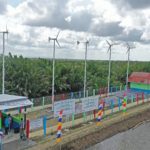 Desa Energi Berdikari Cilacap, Hadirkan Green Energy Bertenaga Surya dan Angin