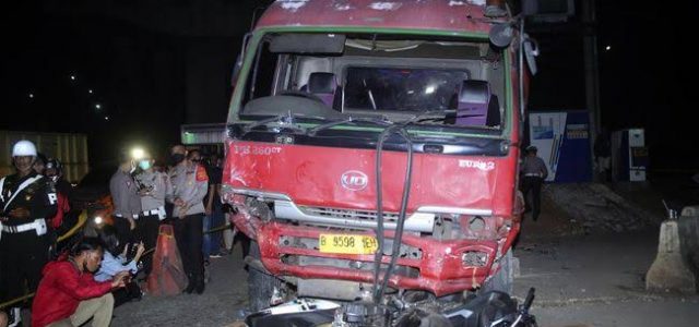 Lokasi Kecelakaan Mobil Tangki di Jalan Alternatif Cibubur Ternyata Rawan Kecelakaan