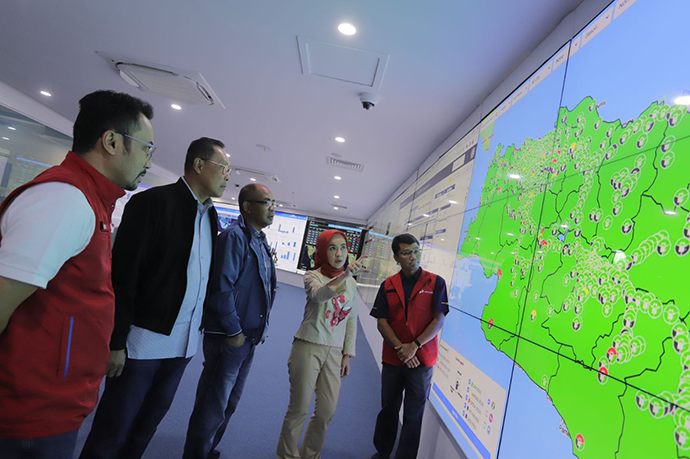 Pastikan Stok BBM Aman, Dirut Pertamina Pantau Langsung Lewat Command Center