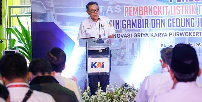 Transisi ke EBT, KAI Resmikan Pemasangan Solar Panel di Stasiun dan Perkantoran