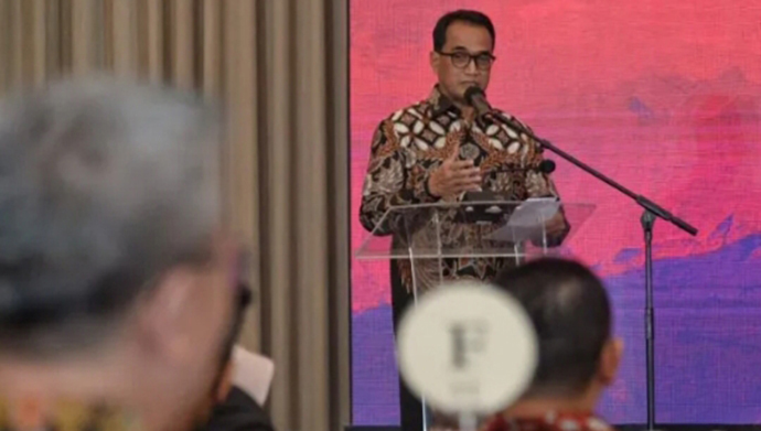 Menhub Sebut Tiga Hal Utama Tetkait Percepatan Transisi Kendaraan Listrik