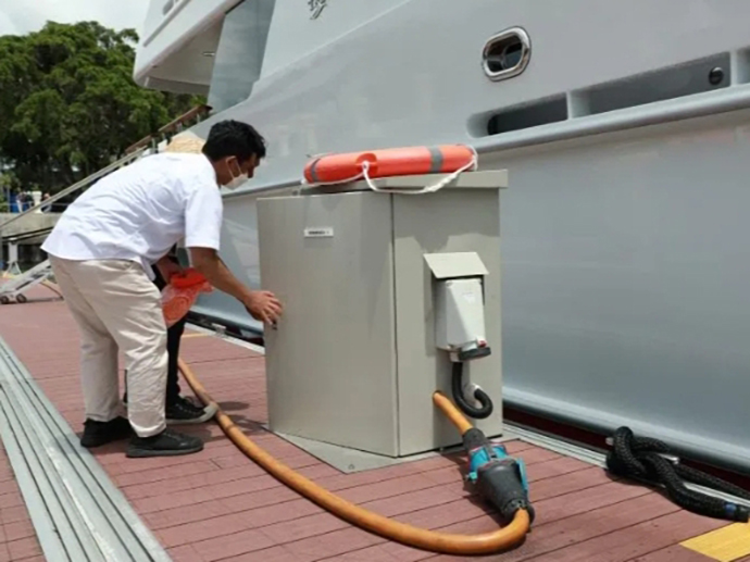 Fasilitas Listrik Darat Siap Diterapkan di Pelabuhan