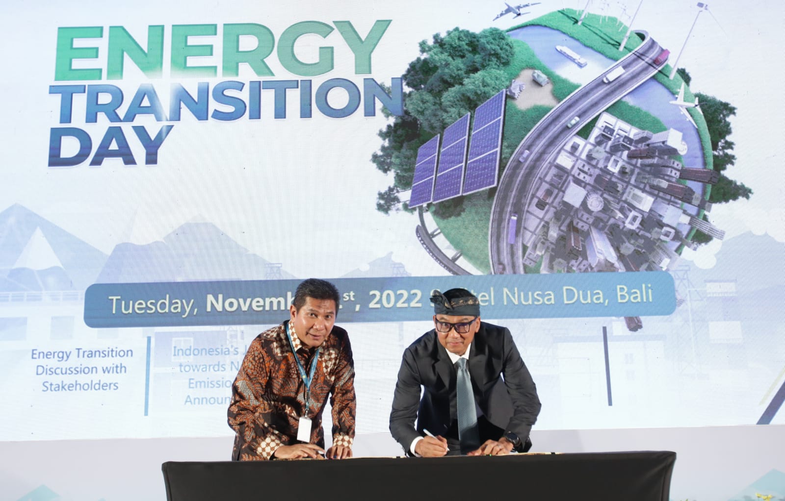 PLN Sulap Pelabuhan Pelindo Jadi Pelabuhan Hijau