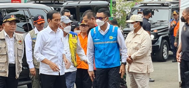 Presiden Tinjau Posko RS Sayang Cianjur, Pastikan Logistik Hingga Pasokan Listrik PLN Aman