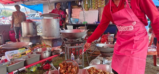 Didukung Bright Gas Pertamina, Dapur Umum Kemensos Siapkan 4.000 Porsi Makanan untuk Korban Gempa Cianjur