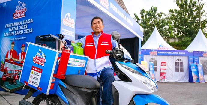 Dirut Pertamina Patra Niaga Tinjau Kesiapan Layanan Nataru di Tol Trans-Jawa