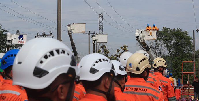 Cuaca Ekstrem Akan Datang Hari Ini, Sistem Kelistrikan Dikawal Ketat