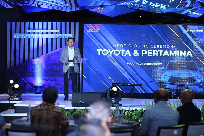 Toyota Indonesia dan Pertamina Berkolaborasi Cetak SDM Ahli Tersertifikasi di Bidang Elektrifikasi