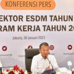 Menteri ESDM Klaim Rasio Elektrifikasi pada 2022 Capai 99,63 Persen