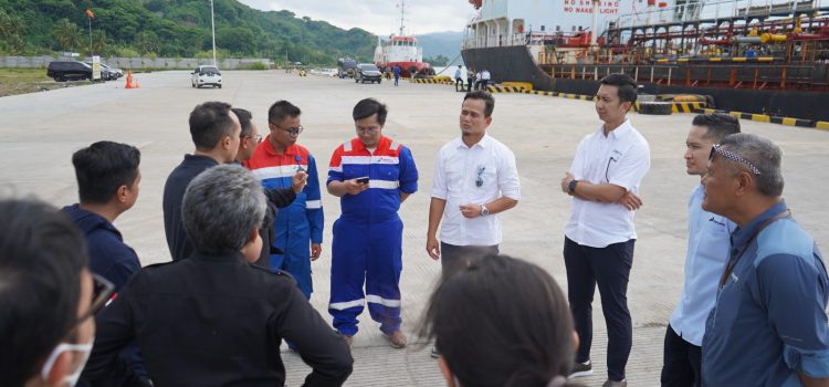 Proses Pertolongan Sukses, Kapal MT Kristin Bersandar di Pelabuhan PDS Lombok