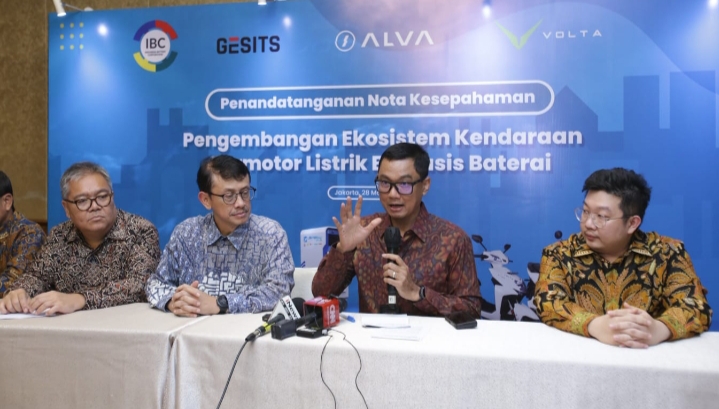 Permudah Pengguna Molis, PLN Dukung Penuh Langkah IBC dan Manufaktur Standarkan Baterai
