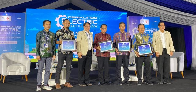 Komitmen Dukung Program KBLBB, Kemendagri Gelar Pameran Kendaraan Listrik Bertajuk PEVS 2023