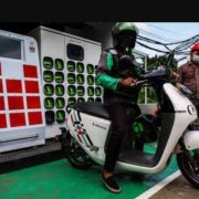 Hingga 2030, Kementerian ESDM Targetkan Bangun 67 Ribu Stasiun Penukaran Baterai dan 32 Ribu Stasiun Pengisian Baterai