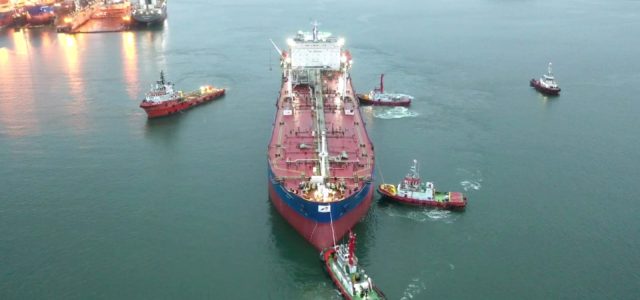 PTK Support Towing Kapal FSO Pertamina Abherka