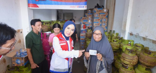 Dirut Pertamina Cek Langsung Penyaluran LPG 3 Kg di Wilayah Sumatera Selatan