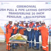 Perdana, Pertamina PDC Bangun Jaringan Pipa Bawah Laut Di Balikpapan