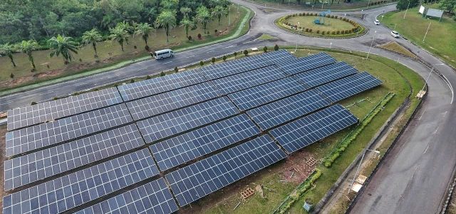 DPRRI Kebijakan PLTS Atap Buah Simalakama Bisa Jadi Ancaman Buat PLN