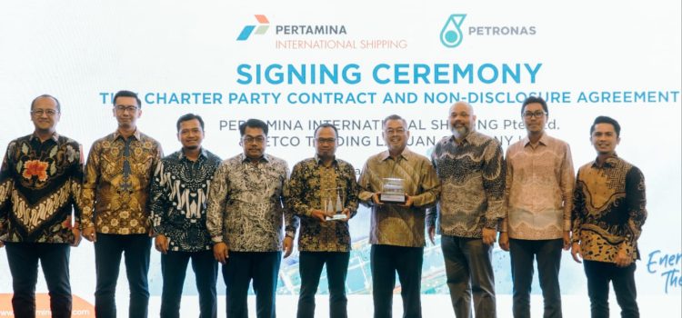Perkuat Kolaborasi Antar Negara ASEAN, PIS Teken Kerja Sama Charter Kapal US$ 32,8 Juta dengan PETCO