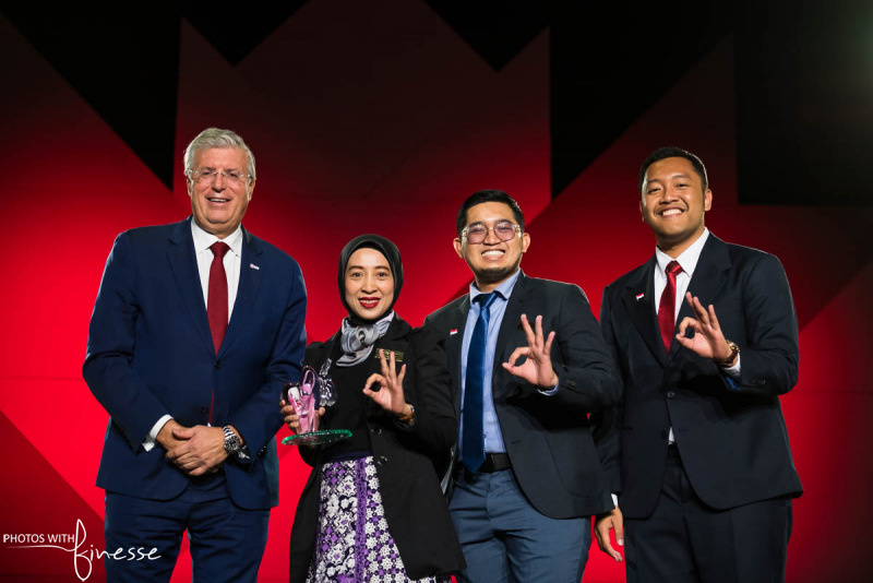 Berdayakan Masyarakat Dengan Energi Bersih, Kilang Pertamina Plaju Jadi "Winner" di Ajang Bergengsi World Petroleum Council Excellence Awards 2023