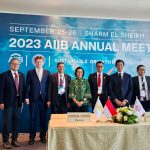 Di Sharm El-Sheikh, PLN Teken Kerja Sama Pendanaan Transisi Energi Bersama AIIB dan PT SMI