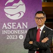 Sukses Jalankan Transformasi, Dirut PLN Raih Penghargaan Internasional