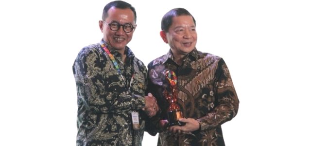Program Electrifying Agriculture Jadi Andalan, PLN Raih Indonesia’s SDGs Award 2023 dari Bappenas
