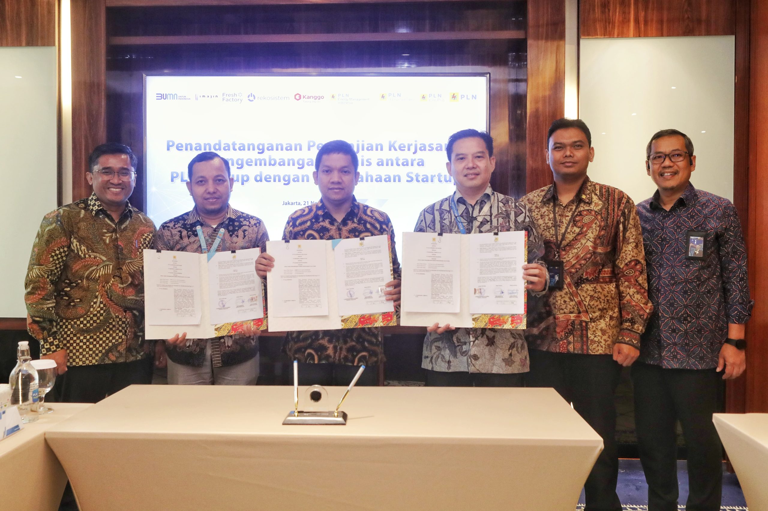 PLN Group Teken Perjanjisn Kerja Sama dengan 4 Startup