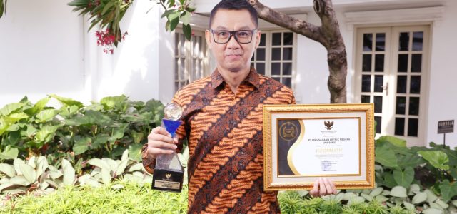 Hadir di Anugerah Keterbukaan Informasi Publik 2023, PLN Raih Predikat Badan Publik “Informatif”
