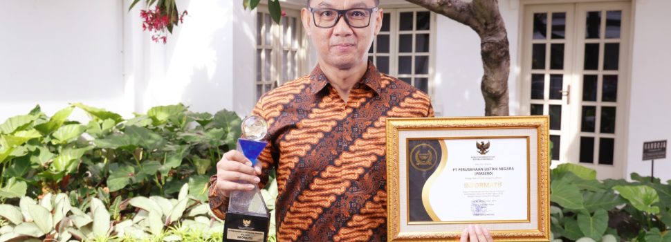 Hadir di Anugerah Keterbukaan Informasi Publik 2023, PLN Raih Predikat Badan Publik “Informatif”