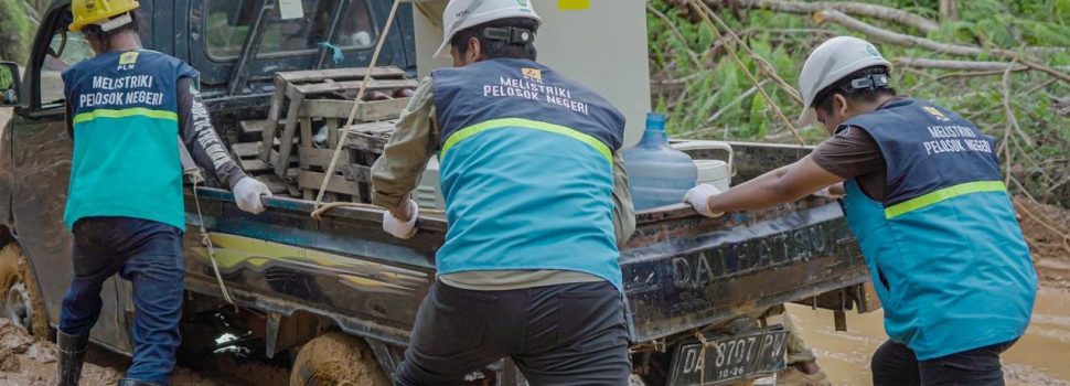 Melalui PMN, Pemerintah dan PLN Terangi 76.900 Desa Kelurahan Sepanjang 2023