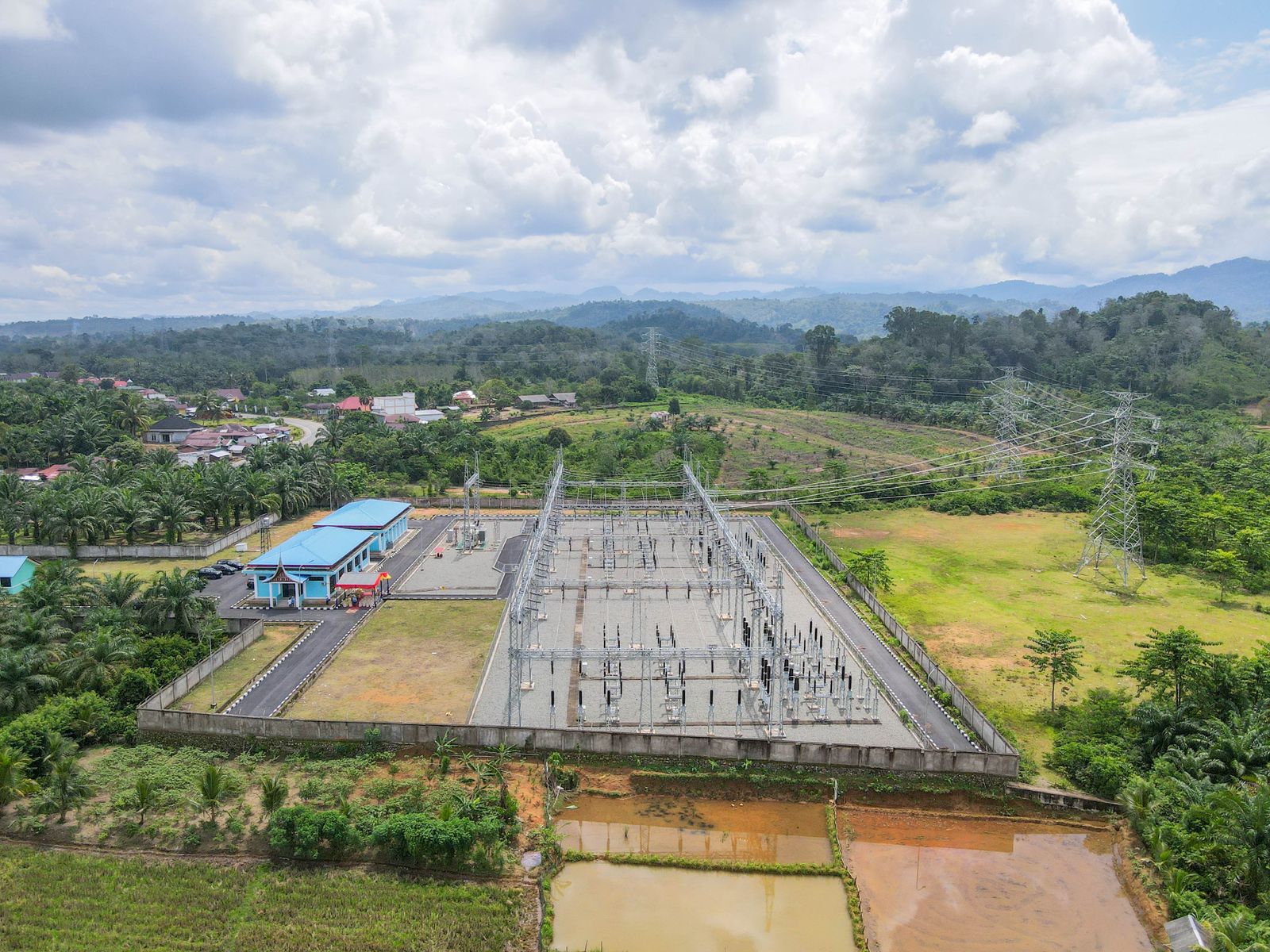 Infrastruktur Kelistrikan Terus Digenjot, PLN: Kapasitas Listrik Nasional 2023 Capai 72.976,30 MW