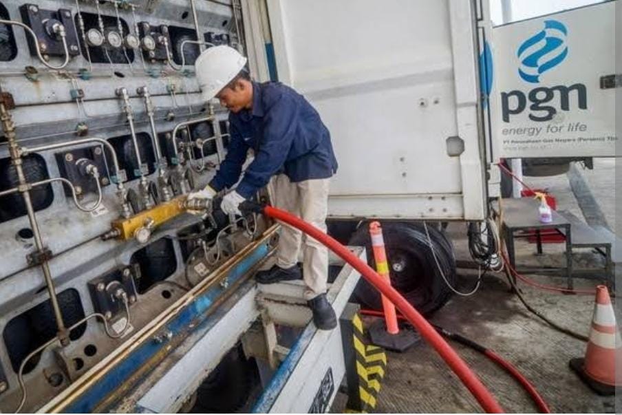 Soal FSRU Lampung, Anak Usaha PGN - HLL Saling Gugat