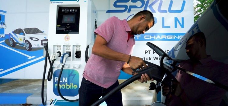 Punya 1.100 SPKLU, PLN Siap Layani Mobilitas EV di Hari H Pemilu 2024