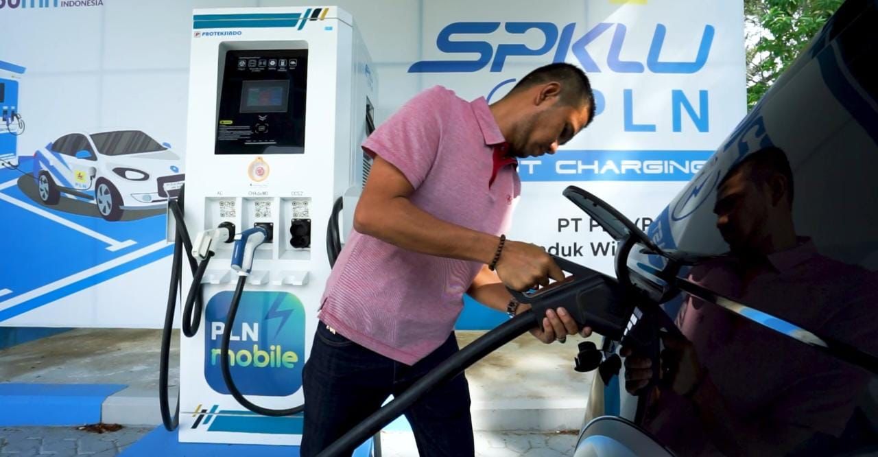 Punya 1.100 SPKLU, PLN Siap Layani Mobilitas EV di Hari H Pemilu 2024