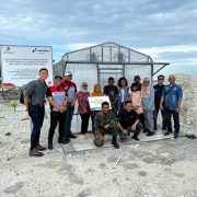 PHE OSES Bantu Pengering Ikan untuk Nelayan di Pulau Sabira