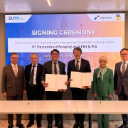 Pertamina – ENI Teken MoU Kerja Sama Pengelolaan Hulu Migas