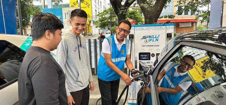 SPKLU PLN Sukses Layani Pemudik Pakai Kendaraan Listrik