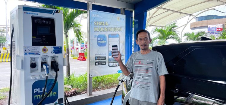 Lancar dan Banyak Fasilitas Pendukung, Kesiapan SPKLU PLN Diapresiasi Pemudik