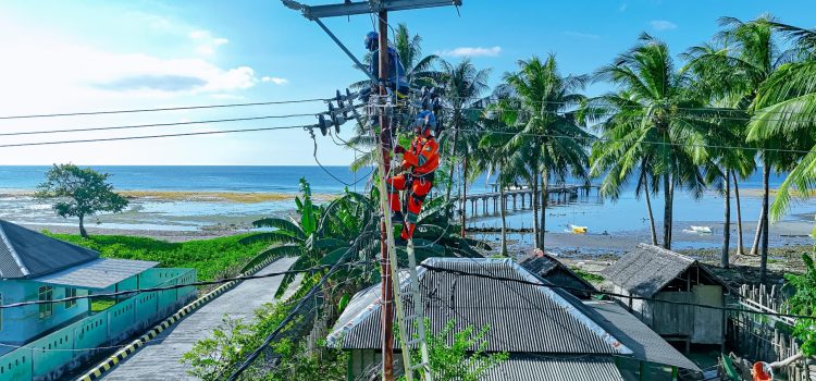 Punya Listrik PLN 24 Jam, Desa-desa di NTB Ucapkan Selamat Tinggal Untuk Listrik 12 Jam