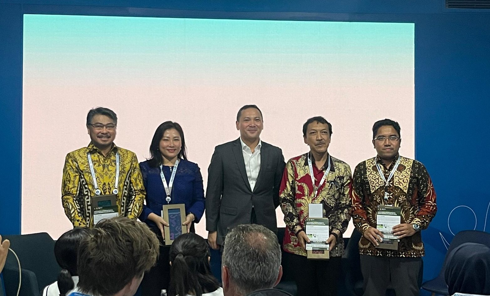 Di Hadapan Investor, RI Komitmen Kembangkan Energi Hijau