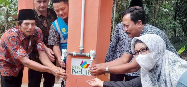 Program Air Bersih PLN Dukung Tata Kelola Air Berkelanjutan, Manfaat Dirasakan Warga di Berbagai Daerah