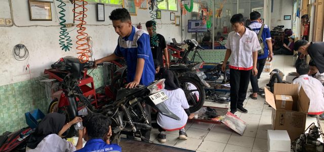 PLN & Kementerian ESDM Gelar Pelatihan Konversi Motor Listrik ke SMK di Jakarta dan Sekitarnya