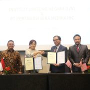 Jalin Sinergi Perkuat Bidang Pelatihan Kesehatan, Holding RS BUMN dan IJN Malaysia Teken MoU