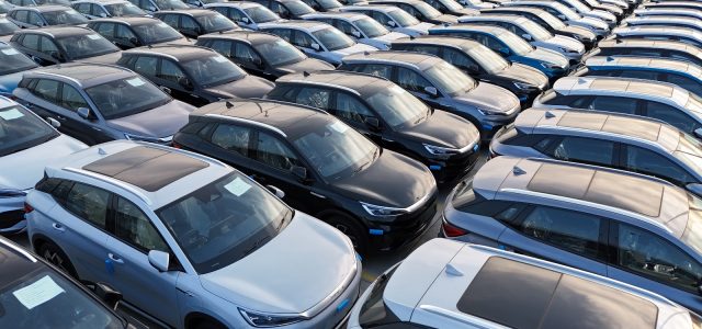 IPCC Layani Bongkar Muat 2.301 Unit Mobil Listrik Asal China